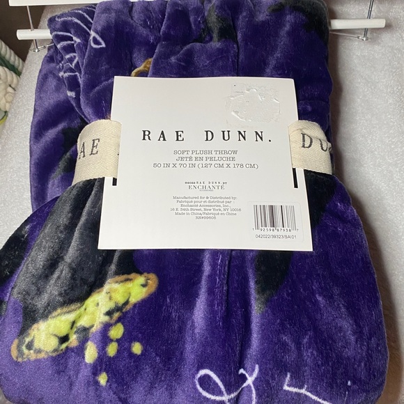 RAE DUNN PURPLE SUPER SUPER PLUSH THROW - Size 50” x 70” - Picture 8 of 12